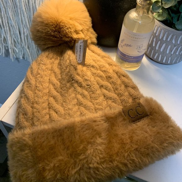 C.C Hat - Picture 1 of 2